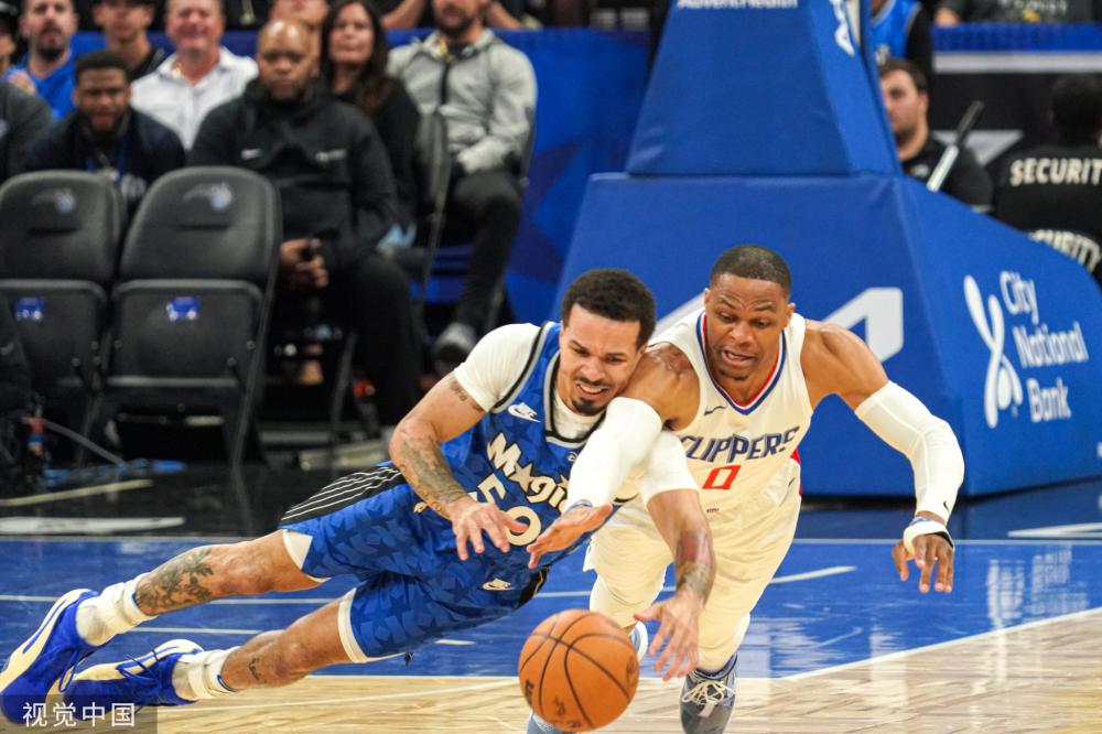 外引人注目 外引人注目