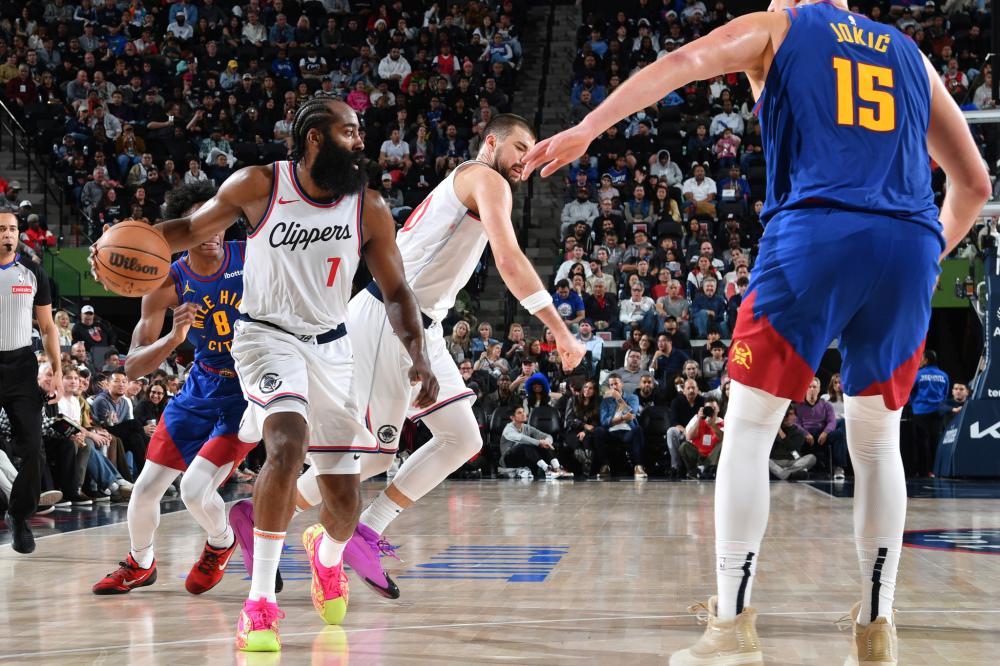 功的青训体 功的青训体